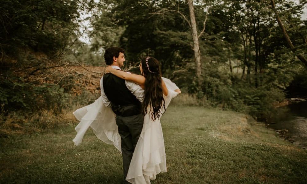 sweeping off feet by creek 4 points farm