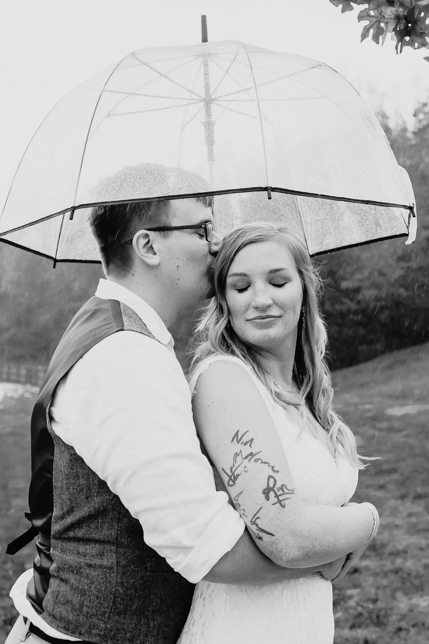 umbrella couple